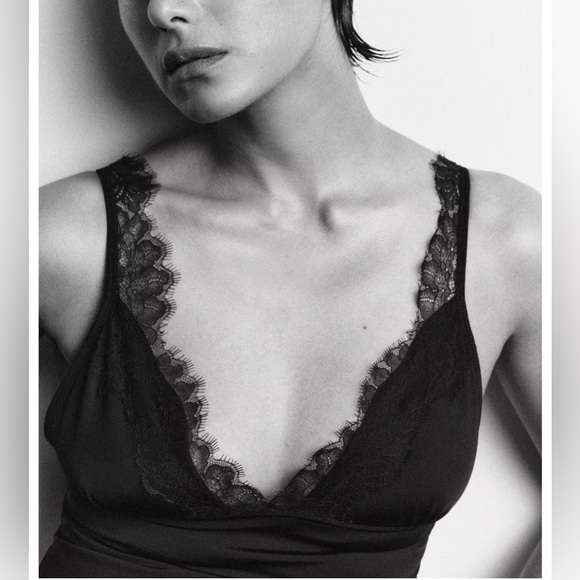 ❗️BUY NOW❗️ITEM WILL BE REMOVED SOON❗️ZARA Black Lace Trim Slip Dress - Picture 8 of 11